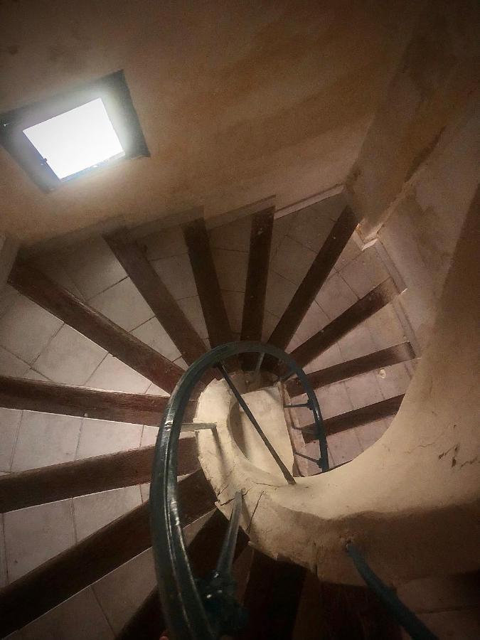 Charmant Studio, Centre Historique, Carmes อาวีญง ภายนอก รูปภาพ